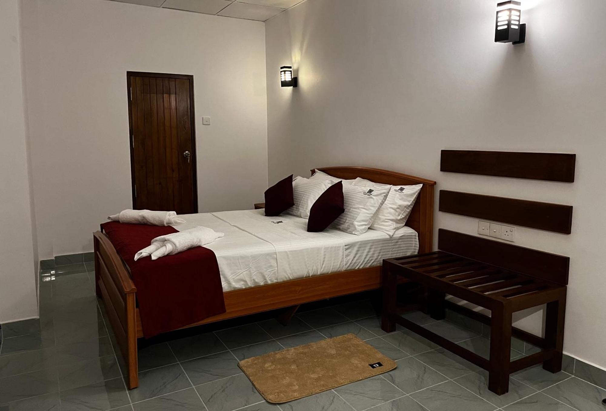 Livin Lush Luxury Retreat Hotel Anuradhapura Exterior photo