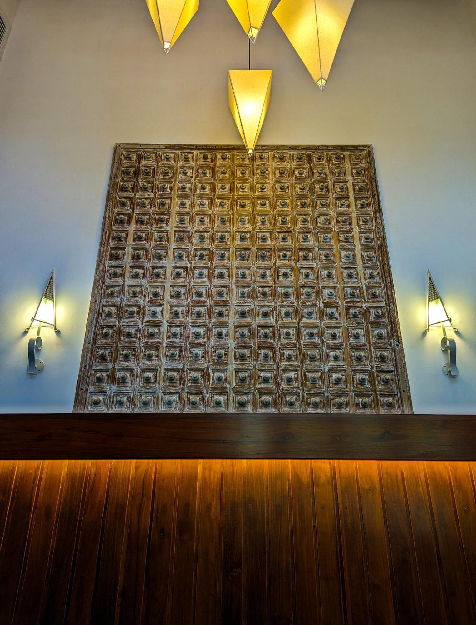 Livin Lush Luxury Retreat Hotel Anuradhapura Exterior photo