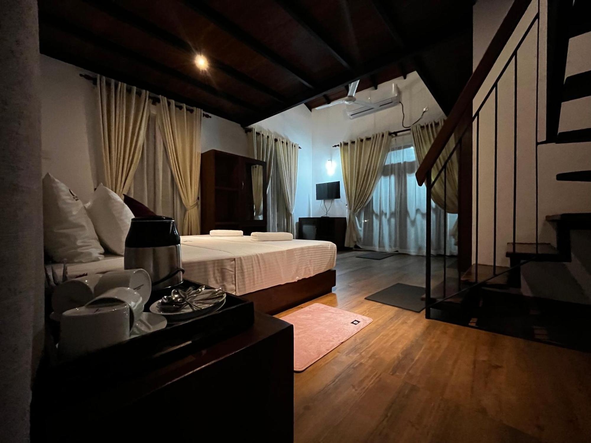 Livin Lush Luxury Retreat Hotel Anuradhapura Exterior photo