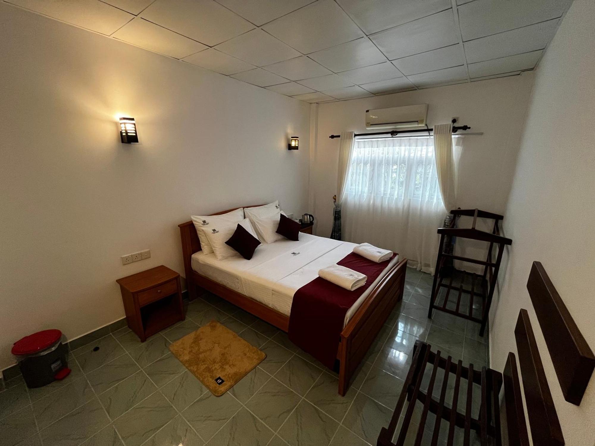 Livin Lush Luxury Retreat Hotel Anuradhapura Exterior photo